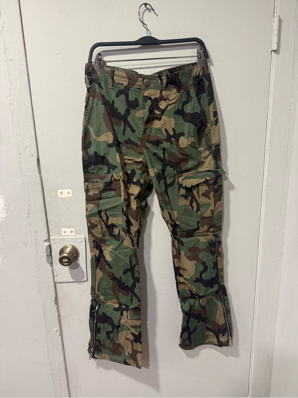 Boohooman camo cargos 30
